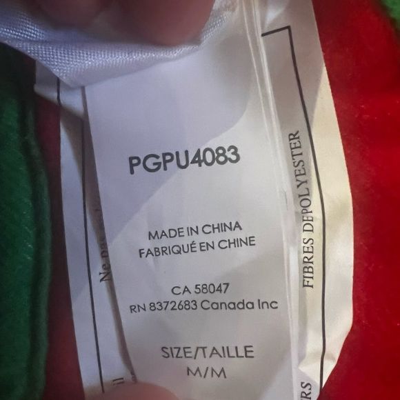 Strawberry 🍓 Velcro Pet Costume - Picture 8 of 9